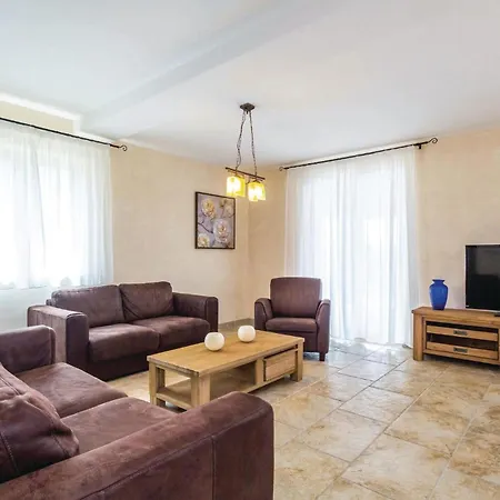 4 Bedroom Beautiful In Turcic Holiday home *