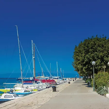 Beautiful In Turcic فانتاسيسي